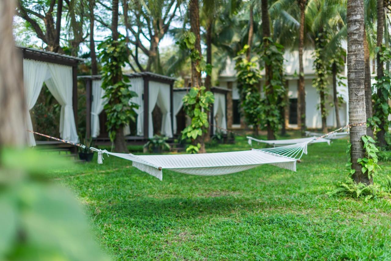 The Privilege Floor By Lotus Blanc Siem Reap Exterior foto