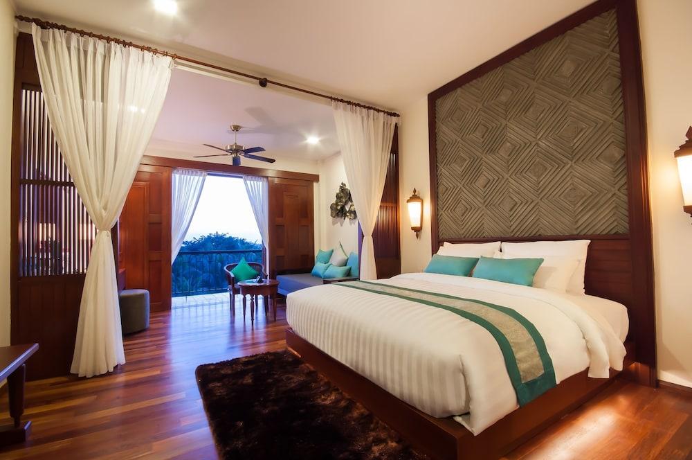 The Privilege Floor By Lotus Blanc Siem Reap Exterior foto
